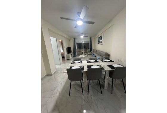 Revente - Appartement -
Torrevieja - Curva del Palangre