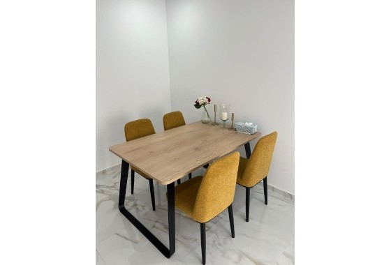 Venta - Apartamento / Piso -
Torrevieja