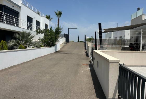 Revente - Villa Individuelle -
San Miguel de Salinas