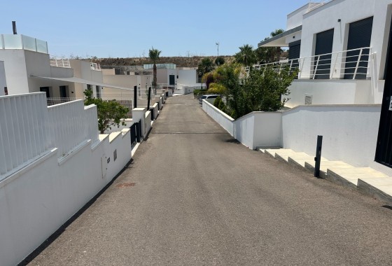 Revente - Villa Individuelle -
San Miguel de Salinas