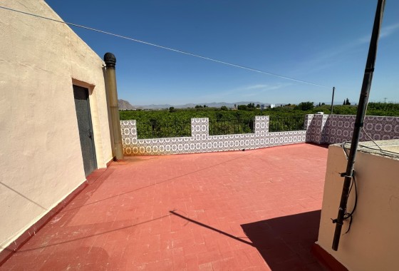 Revente - Maison de ville -
Benejúzar