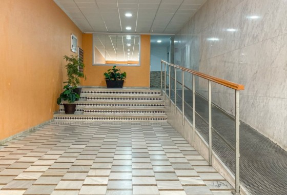 Resale - Apartment / Flat -
Torrevieja - El Acequión - Los Náufragos