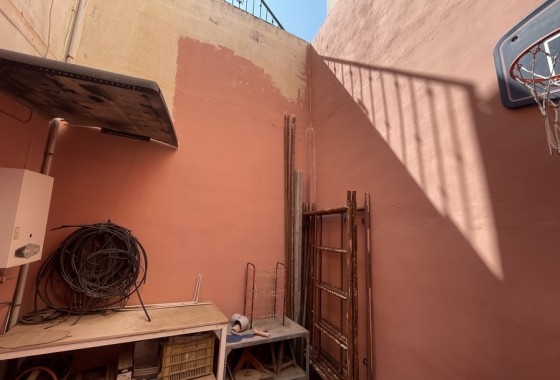 Venta - Casa de pueblo -
Rojales