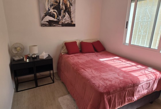 Sprzedaż - Wolnostojąca willa -
Torrevieja - La Siesta