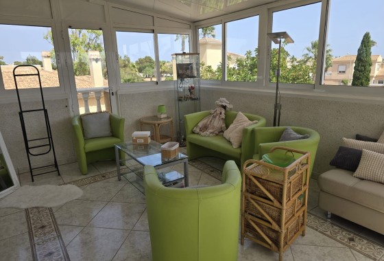 Sprzedaż - Wolnostojąca willa -
Torrevieja - La Siesta