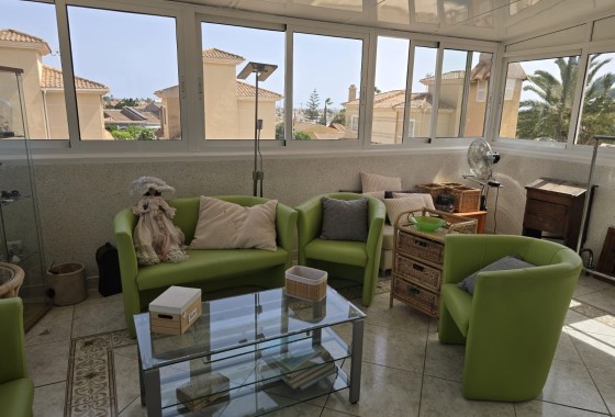 Sprzedaż - Wolnostojąca willa -
Torrevieja - La Siesta