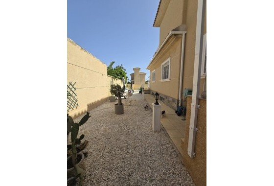 Sprzedaż - Wolnostojąca willa -
Torrevieja - La Siesta