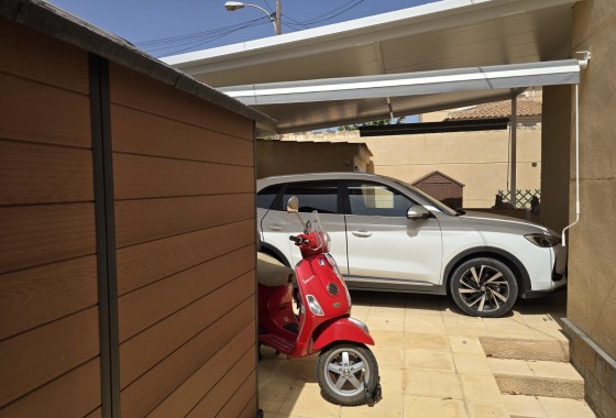 Sprzedaż - Wolnostojąca willa -
Torrevieja - La Siesta