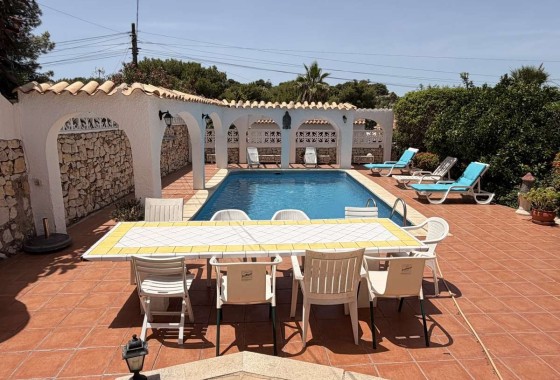 Revente - Villa Individuelle -
Jávea