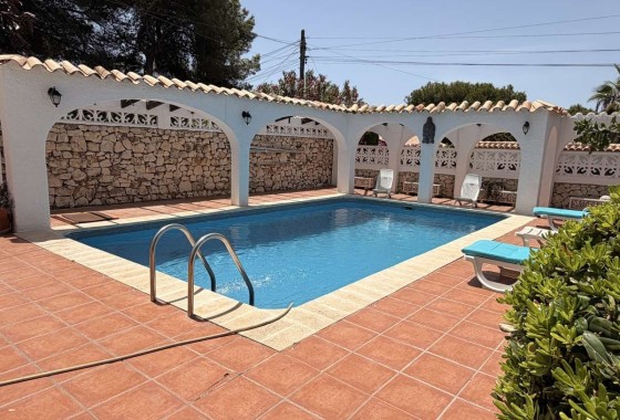 Revente - Villa Individuelle -
Jávea