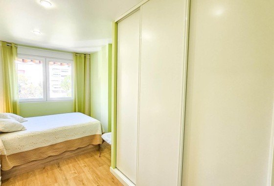 Revente - Appartement -
Torrevieja - Playa del Cura