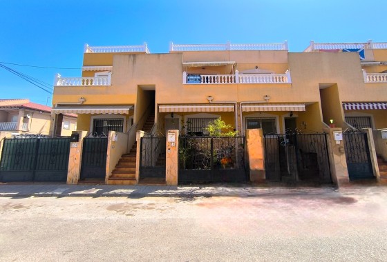 Venta - Apartamento / Piso -
Orihuela