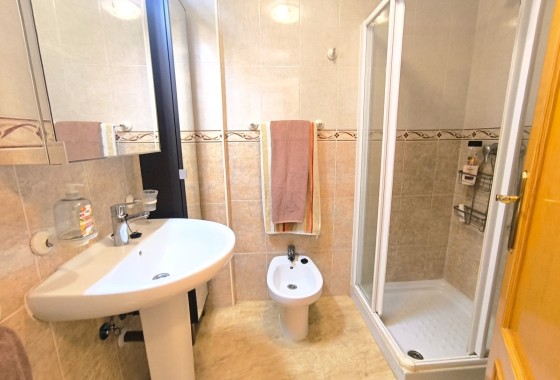 Venta - Apartamento / Piso -
Orihuela