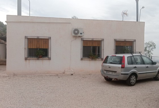 Revente - Finca / Propriété rurale -
Crevillente