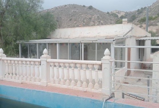 Revente - Finca / Propriété rurale -
Crevillente