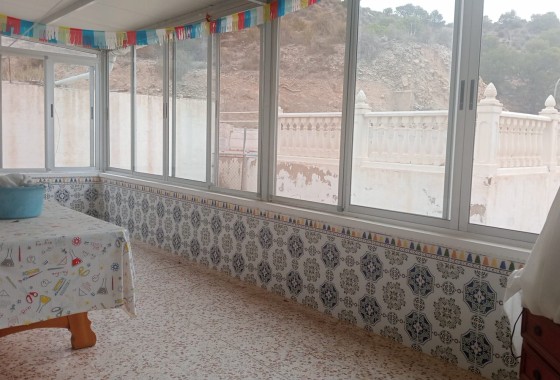 Revente - Finca / Propriété rurale -
Crevillente
