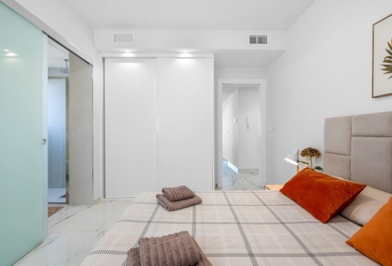 Revente - Appartement -
Orihuela Costa