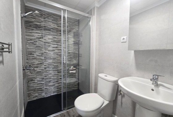 Herverkoop - Appartement / Flat -
Torrevieja - Playa del Cura