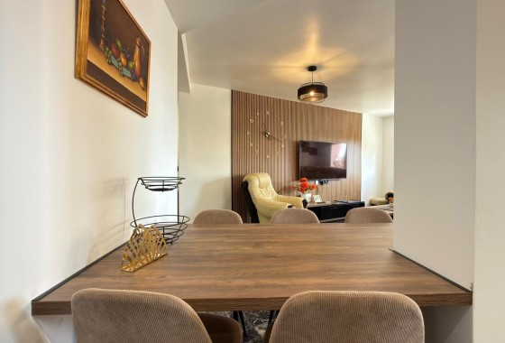 Herverkoop - Appartement / Flat -
Torrevieja - Los Frutales