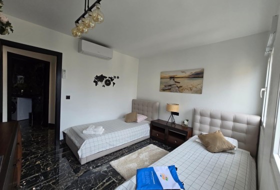 Herverkoop - Appartement / Flat -
Torrevieja - Los Frutales