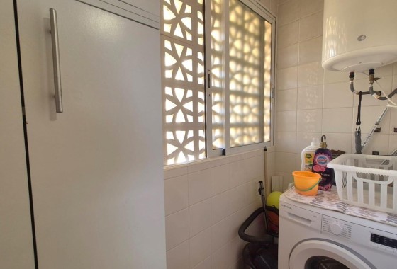 Herverkoop - Appartement / Flat -
Torrevieja - Acequion