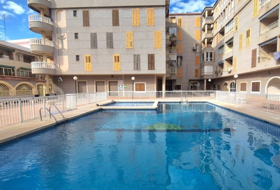 Herverkoop - Appartement / Flat -
Torrevieja - Acequion