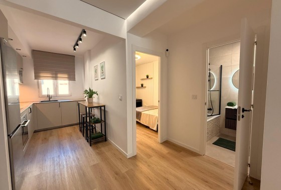 Herverkoop - Appartement / Flat -
Torrevieja - Curva del Palangre
