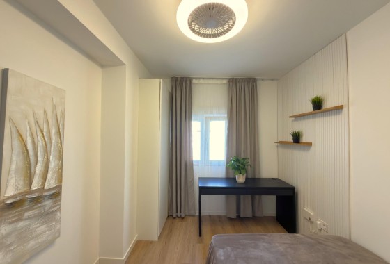 Herverkoop - Appartement / Flat -
Torrevieja - Curva del Palangre