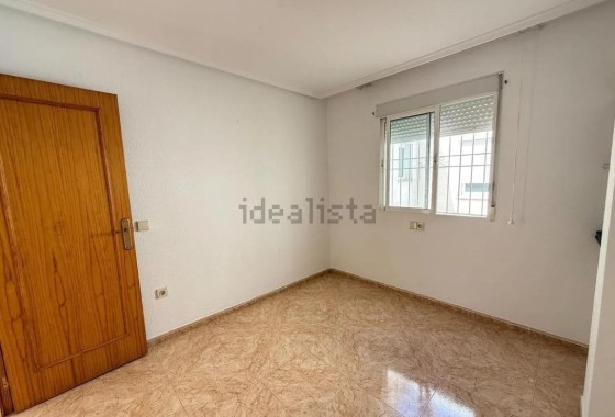 Herverkoop - Appartement / Flat -
Torrevieja - El molino