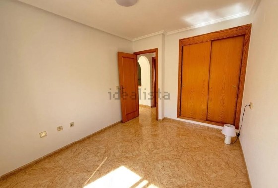 Herverkoop - Appartement / Flat -
Torrevieja - El molino