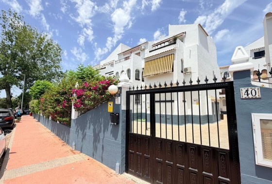 Resale - Apartment / Flat -
Torrevieja