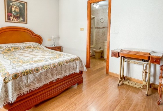 Wiederverkauf - Wohnung / Apartment -
Torrevieja - El Acequión - Los Náufragos