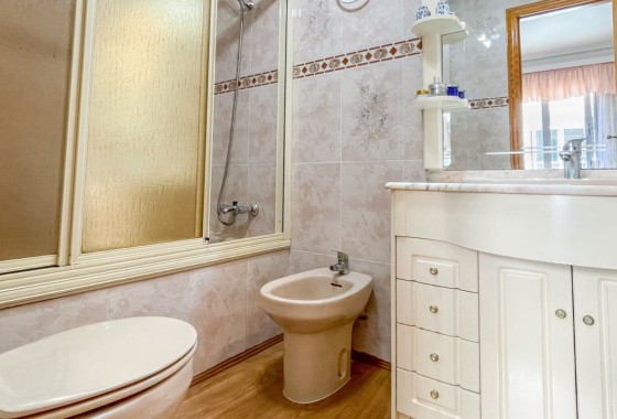 Wiederverkauf - Wohnung / Apartment -
Torrevieja - El Acequión - Los Náufragos