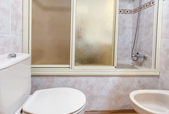 Wiederverkauf - Wohnung / Apartment -
Torrevieja - El Acequión - Los Náufragos