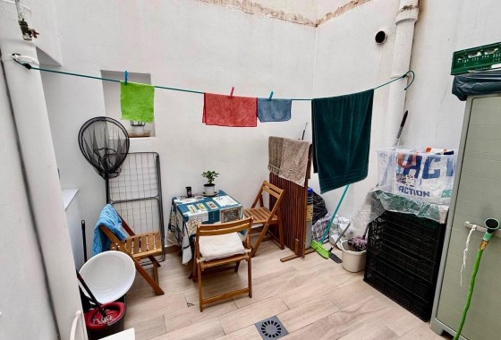 Sprzedaż - Apartament / Mieszkanie -
Torrevieja