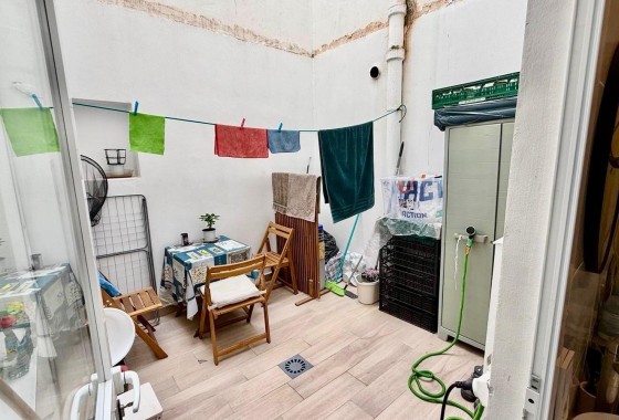 Sprzedaż - Apartament / Mieszkanie -
Torrevieja