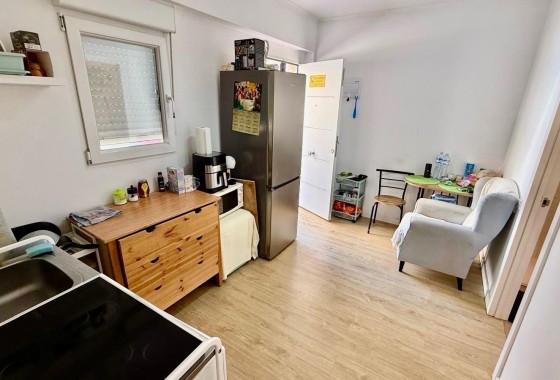 Sprzedaż - Apartament / Mieszkanie -
Torrevieja