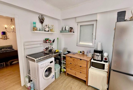 Sprzedaż - Apartament / Mieszkanie -
Torrevieja