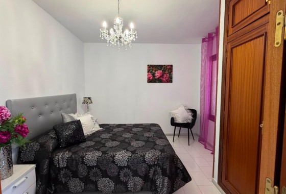 Herverkoop - Appartement / Flat -
Torrevieja - Torreblanca