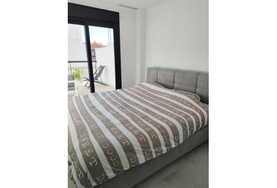 Herverkoop - Appartement / Flat -
Pilar de la Horadada - El Mojón