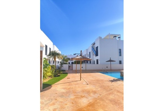 Herverkoop - Appartement / Flat -
Pilar de la Horadada - El Mojón