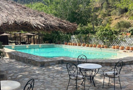 Venta - Finca / Casa de campo -
Gea y Truyols