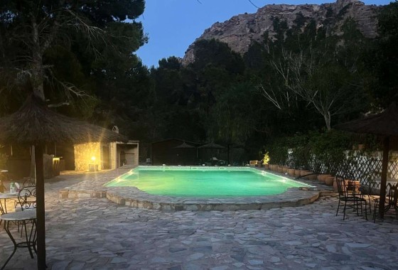 Venta - Finca / Casa de campo -
Gea y Truyols