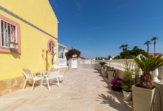 Wiederverkauf - Reihenhaus -
Orihuela Costa - La Regia