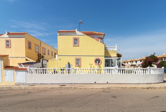 Wiederverkauf - Reihenhaus -
Orihuela Costa - La Regia