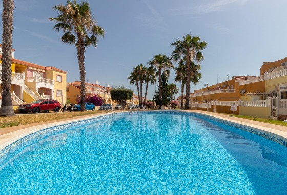 Wiederverkauf - Reihenhaus -
Orihuela Costa - La Regia