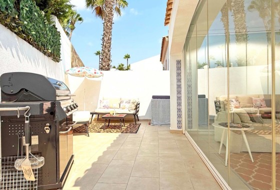 Sprzedaż - Wolnostojąca willa -
Orihuela Costa - Villamartín