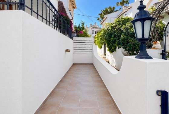 Sprzedaż - Apartament / Mieszkanie -
Torrevieja - Nueva Torrevieja - Aguas Nuevas
