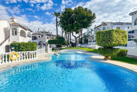 Sprzedaż - Apartament / Mieszkanie -
Torrevieja - Nueva Torrevieja - Aguas Nuevas