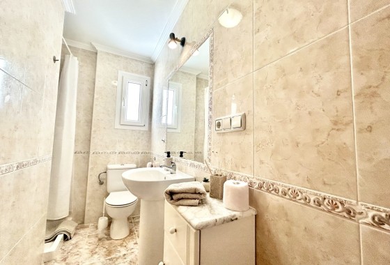Sprzedaż - Apartament / Mieszkanie -
Cabo Roig